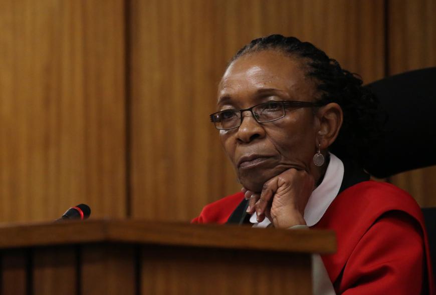 Richterin Thokozile Masipa begründete ihre Entscheidung mit der Aussage, der Antrag habe keine realistische Aussicht auf Erfolg.