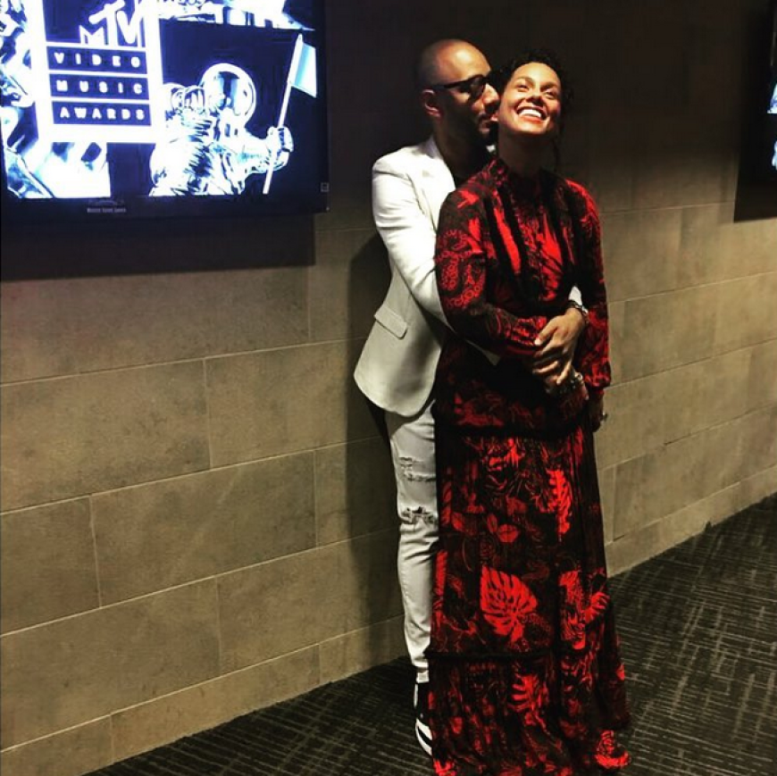 Swizz Beatz und Alicia Keys strahlen glücklich auf Instagram - weil das Paar erneut Nachwuchs erwartet?
