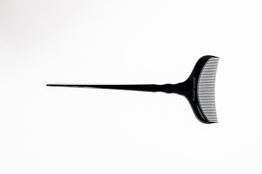 Profil-Tool von Redken-Artist Marco Arena, ca. 15 Euro