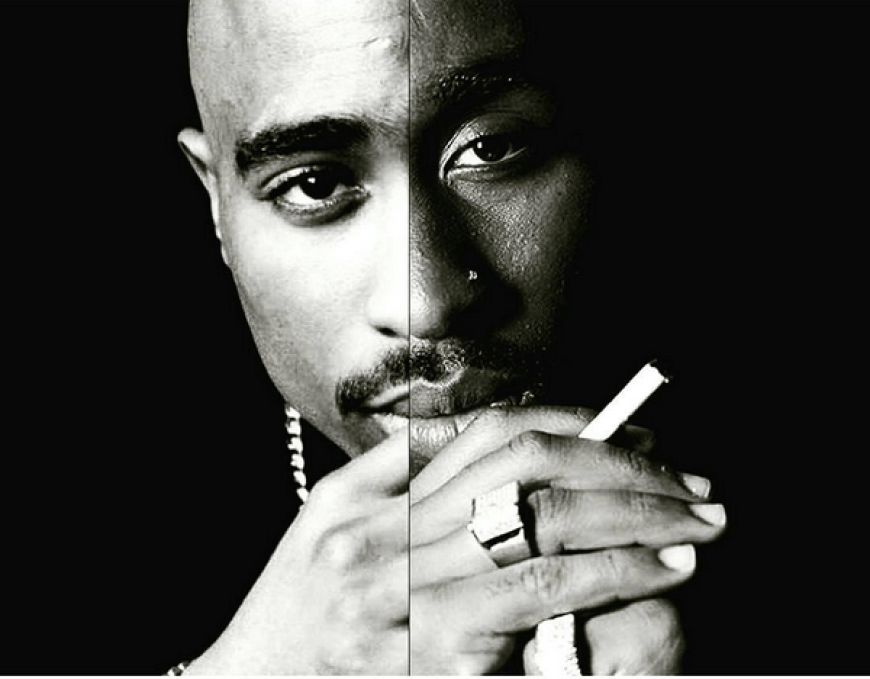 Könnte es sein, dass das jetzt aufgetauchte Selfie, nur ein Werbetrick für den Im November erscheinenden Tupac-Film mit Demetrius Shipp Jr. ist?