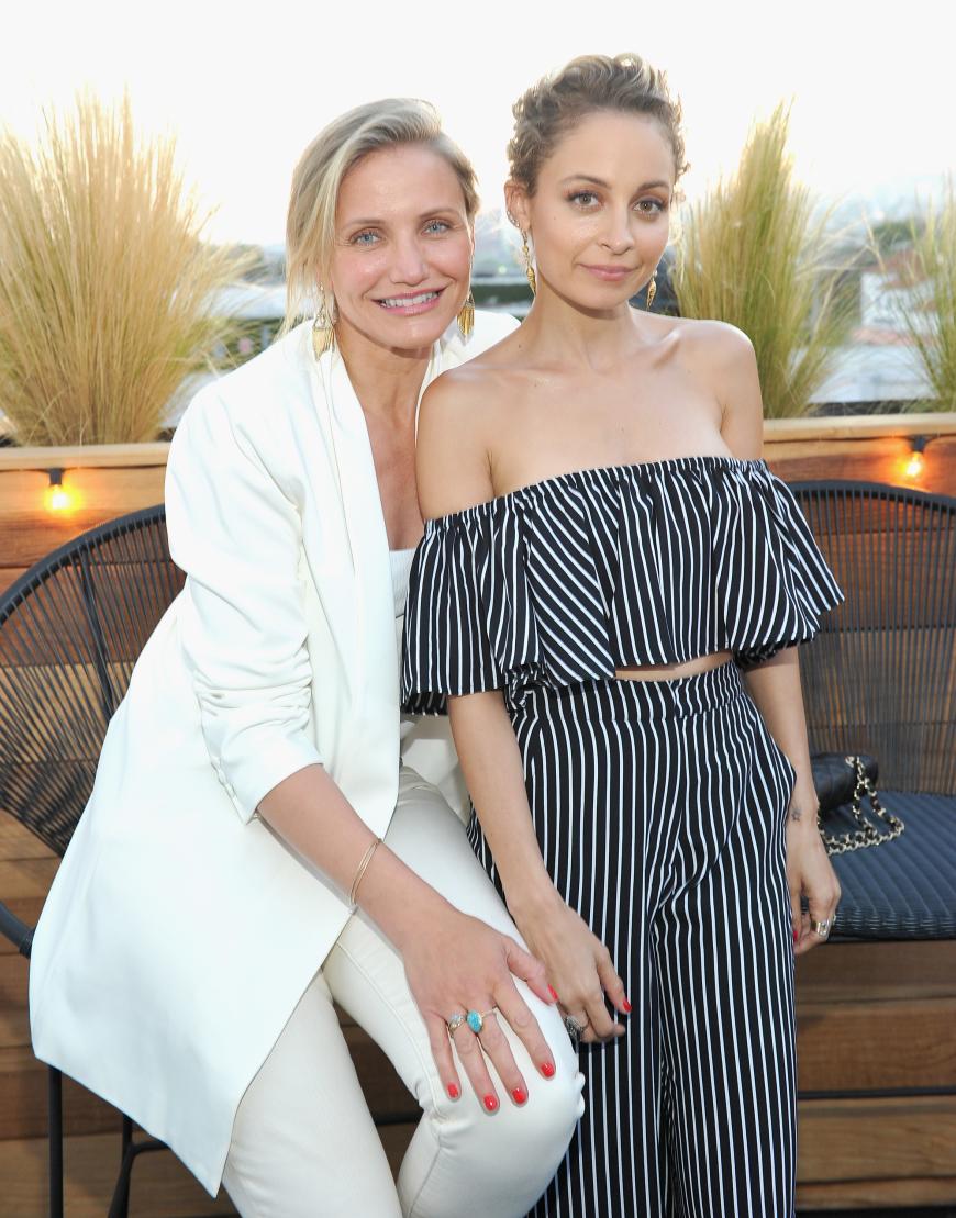 Verkuppelt hat die beiden dann zehn Jahre später It-Girl Nicole Richie bei einem BBQ.