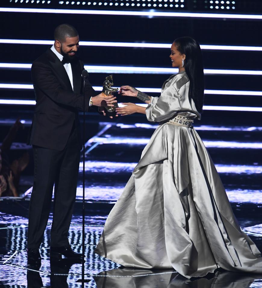Drake machte Rihanna bei den VMAs eine Liebeserklärung.