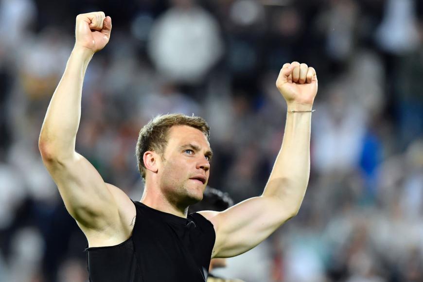 Er ist der neue Kapitän unserer National-Elf, Manuel Neuer!