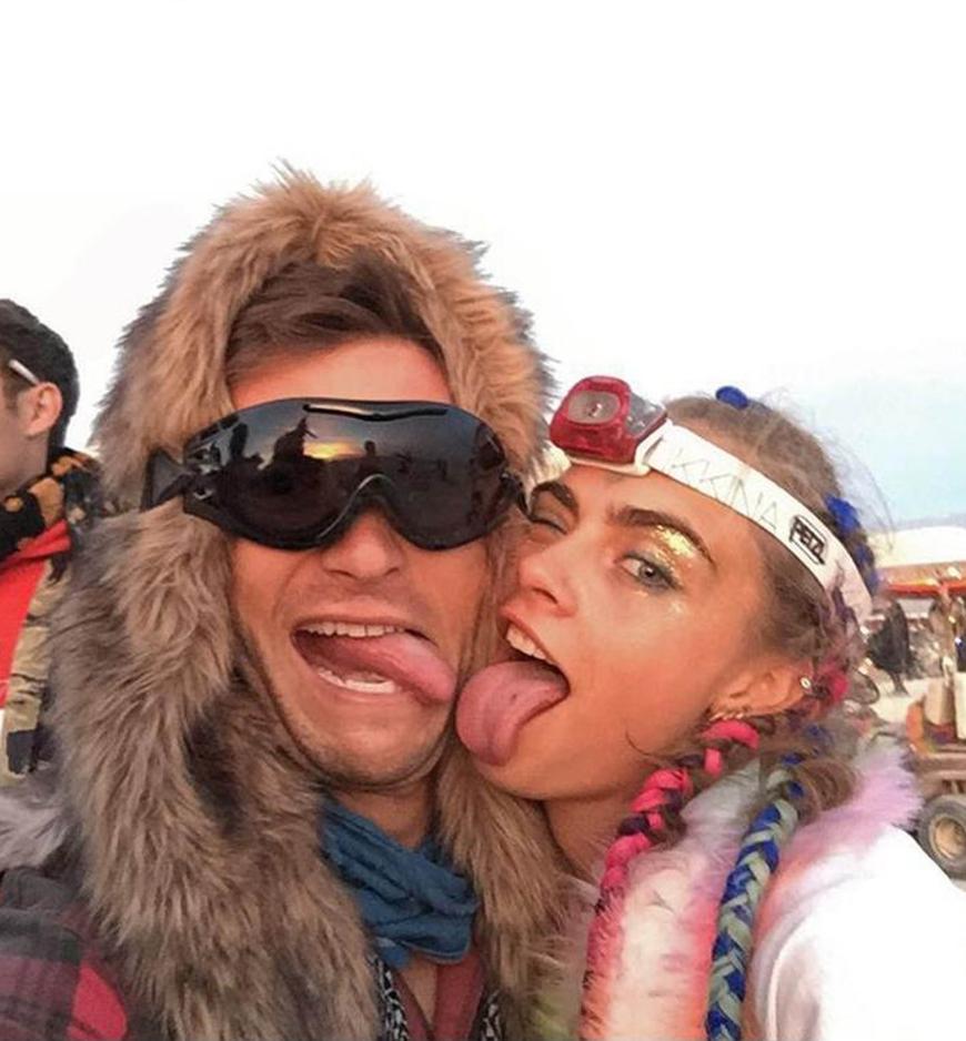 Scott Eastwood und Cara Delevingne züngeln ein bisschen rum