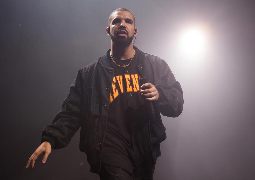 Schock für Rapper Drake! Aus seinem Tour-Bus wurde Schmuck im Wert von 3 Millionen Dollar gestohlen!