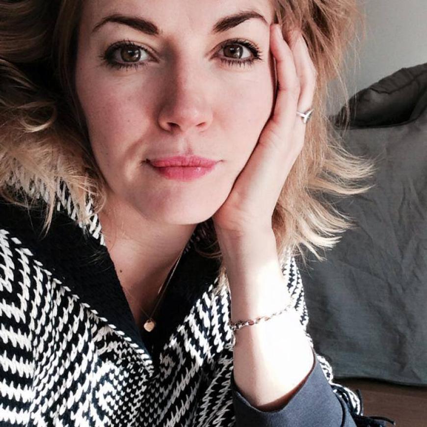 Nina Bott enthüllte erstmals, wie schwer ihre Kindheit war - aus gutem Grund!