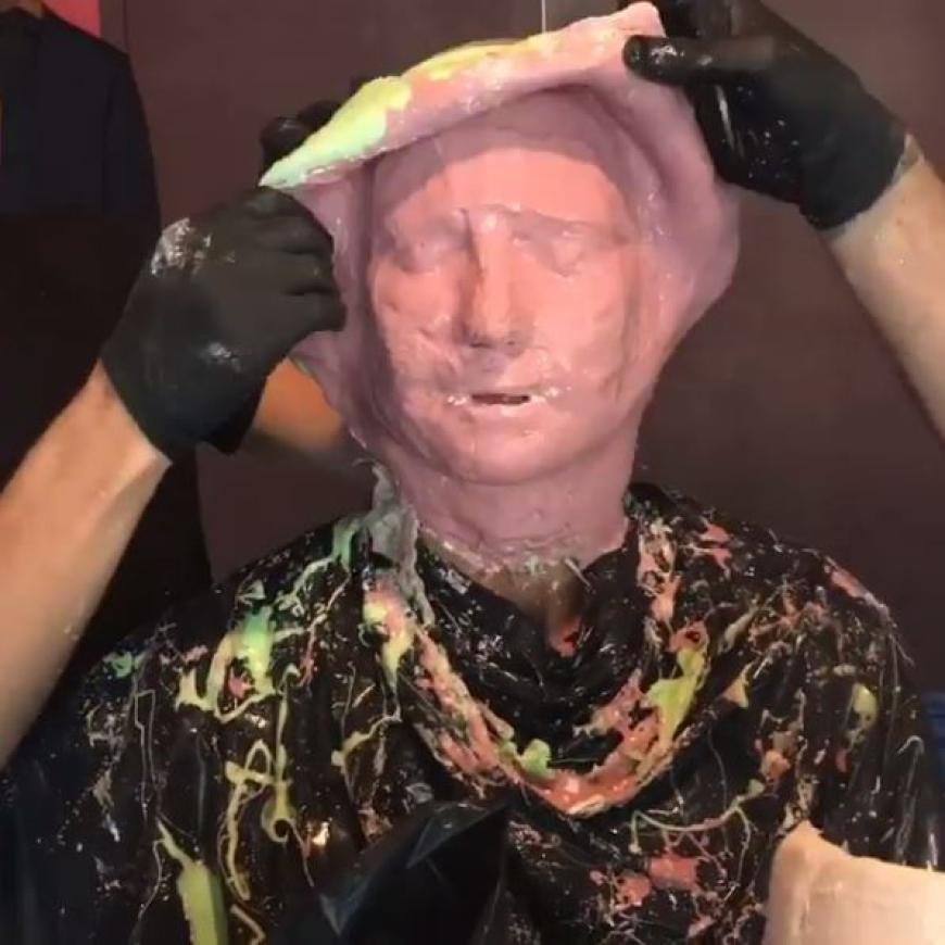 Das Rätselraten um Heidi Klums diesjährige Halloween-Verkleidung ist eröffnet!