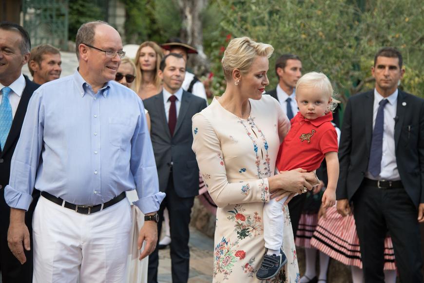Prinz Albert und Charlène von Monaco mit ihrem Sohn Jacques.