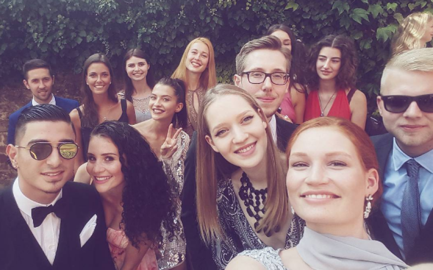 Hier sehen wir die Ex-GNTM-Girls Betty Taube, Fata Hasanovic, Ivana Teklic und Jana Heinisch (v.l.)