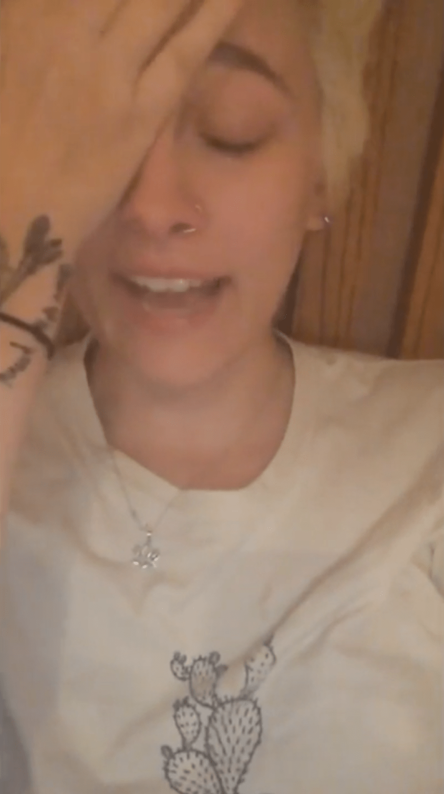 Paris Jackson kann ihren Kummer nicht mehr länger für sich behalten.