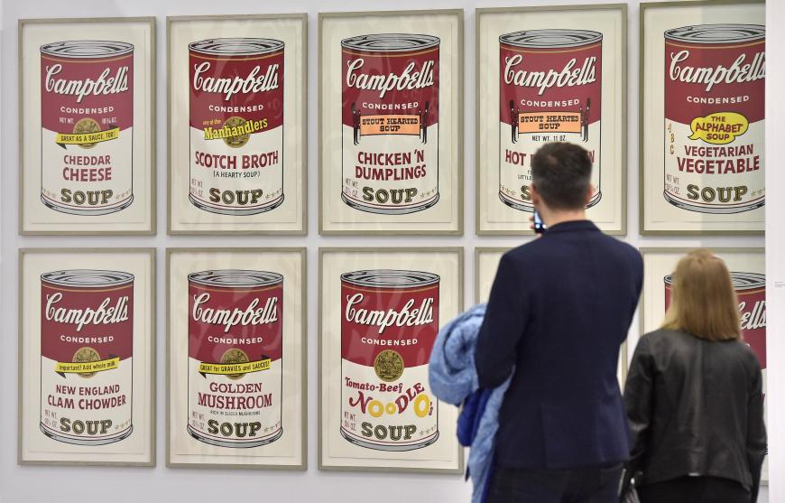 Eines der berühmtesten Bilder von Warhol sind die Cambells Dosen.