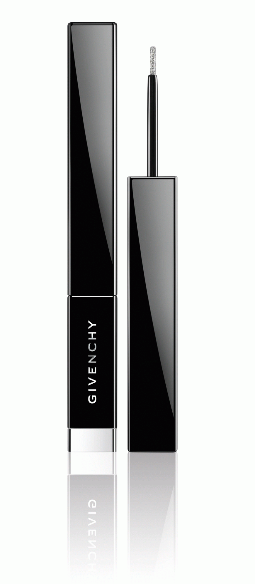 „Liner Vinyl“- Eyeliner von Givenchy, in „Heroic Silver“, ca. 32 Euro