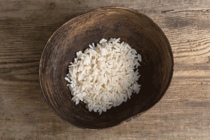 Reis schmeckt nicht nur lecker, sondern ist ein wahrer Beauty-Booster.