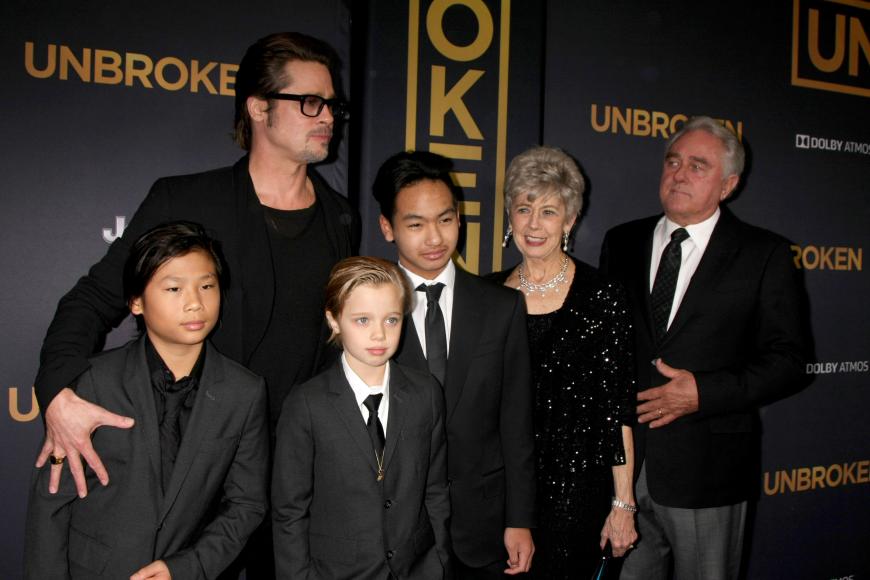Brad Pitt muss sich derzeit mit ... | Brad Pitts Flugzeug ...