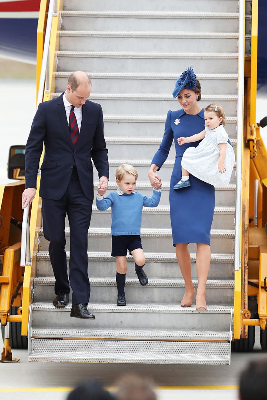 Das erste Outfit ihrer Kanada-Reise wählte Herzogin Catherine ganz bewusst.