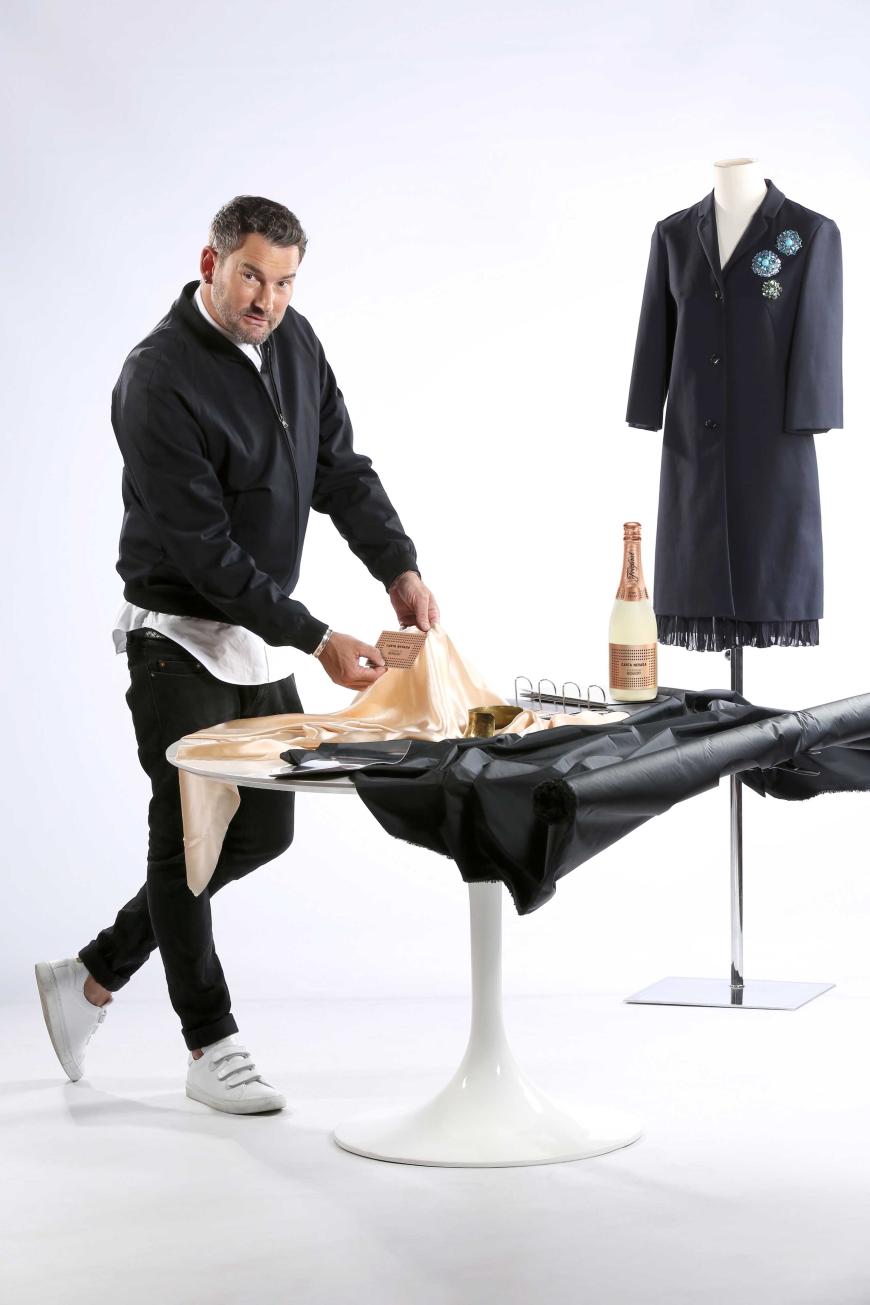 Der Fashion-Experte kreierte mit der limitierten Geburtstagsedition von Freixenet Carta Nevada ein Farbdesign, das auch in der kalten Jahreszeit voll im Trend ist.