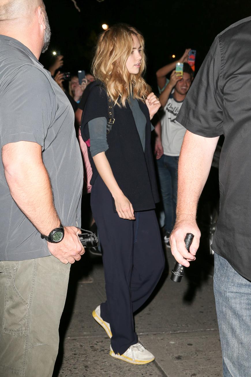 Suki Waterhouse