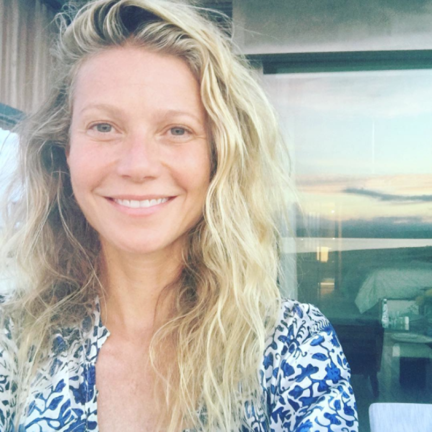 Gwyneth Paltrow zeigt sich oben ohne! Die Ex von Chris Martin feiert ihren 44. Geburtstag mit einem hübschen Ungeschminkt-Selfie auf Insta.