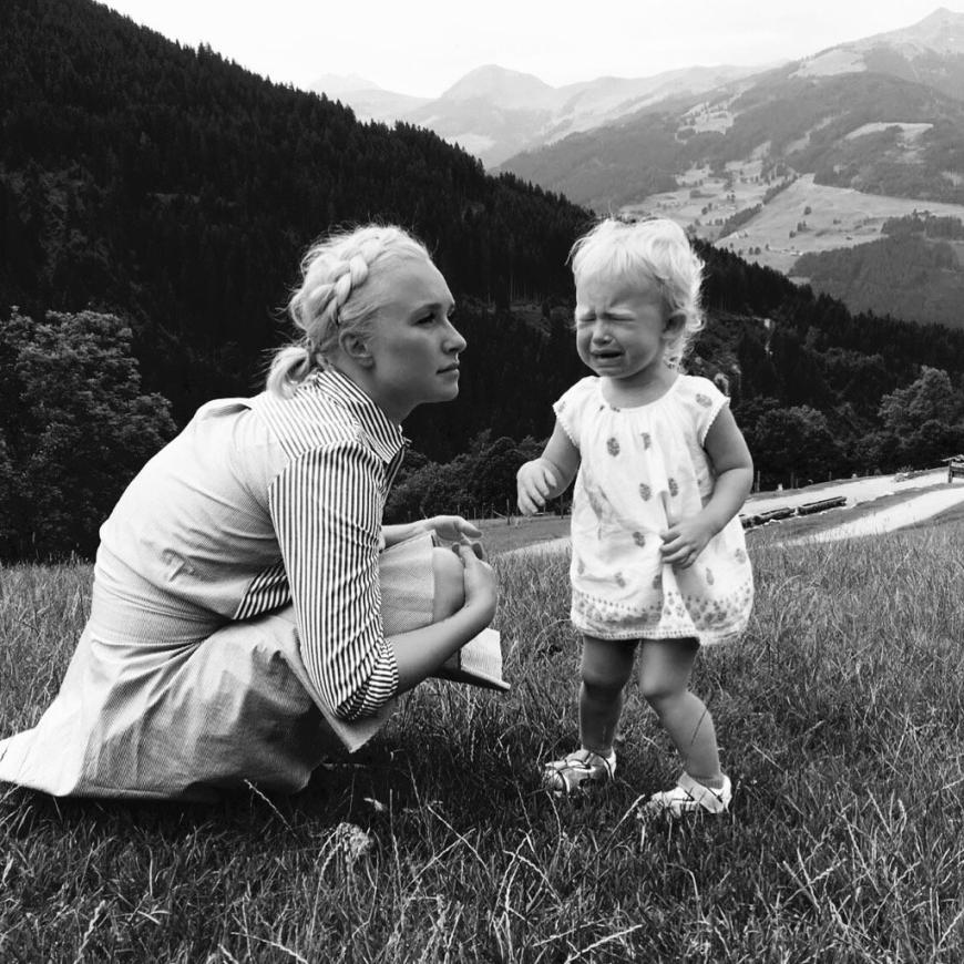 Einige Wochen musste sich Hayden Panetierre wegen ihrer postnatalen Depression in psychiatrische Behandlung begeben.