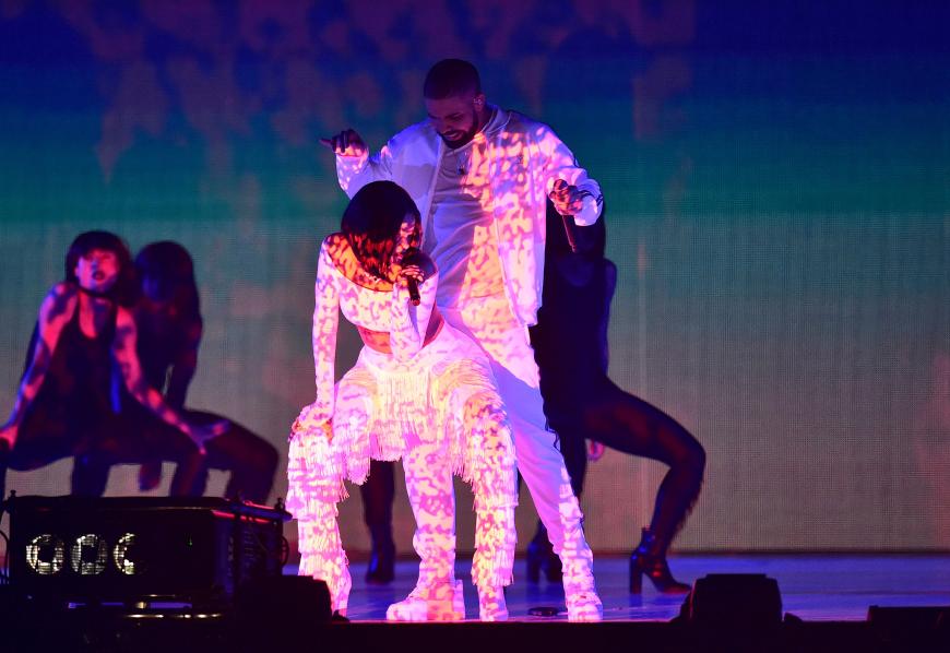 Ob Rihanna als Überraschungsgast mit Drake auftreten wird?