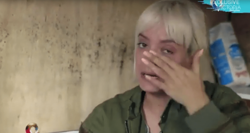 Konfrontiert mit dem Schicksal eines 13-jährigen afghanischen Jungen bricht Lily Allen in Tränen aus.