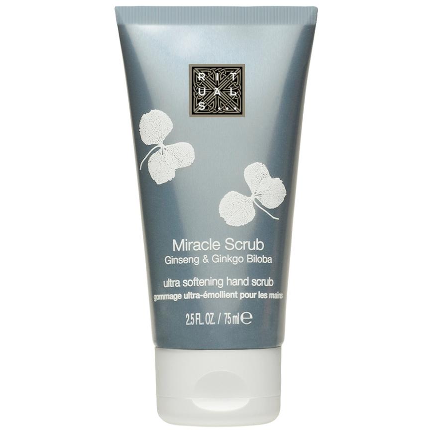 Stimuliert mit Ginseng: „Miracle Scrub“-Handpeeling von Rituals, ca. 11 Euro