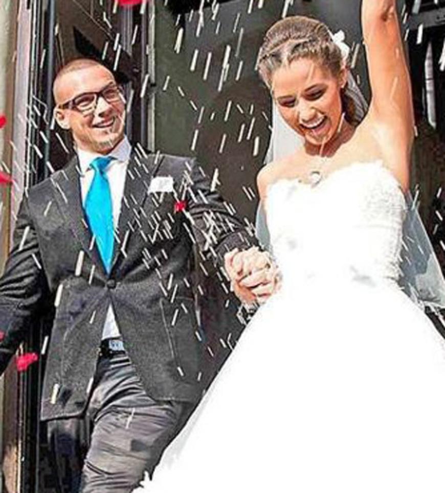 Im März 2013 heiraten die DSDS-Finalgegner. Die Ringe spendiert kein Geringerer als DSDS-Urgestein Dieter Bohlen, der auch Mentor der Lombardis ist. Sarah Engels nimmt Pietros Namen an und heißt fortan Sarah Lombardi.