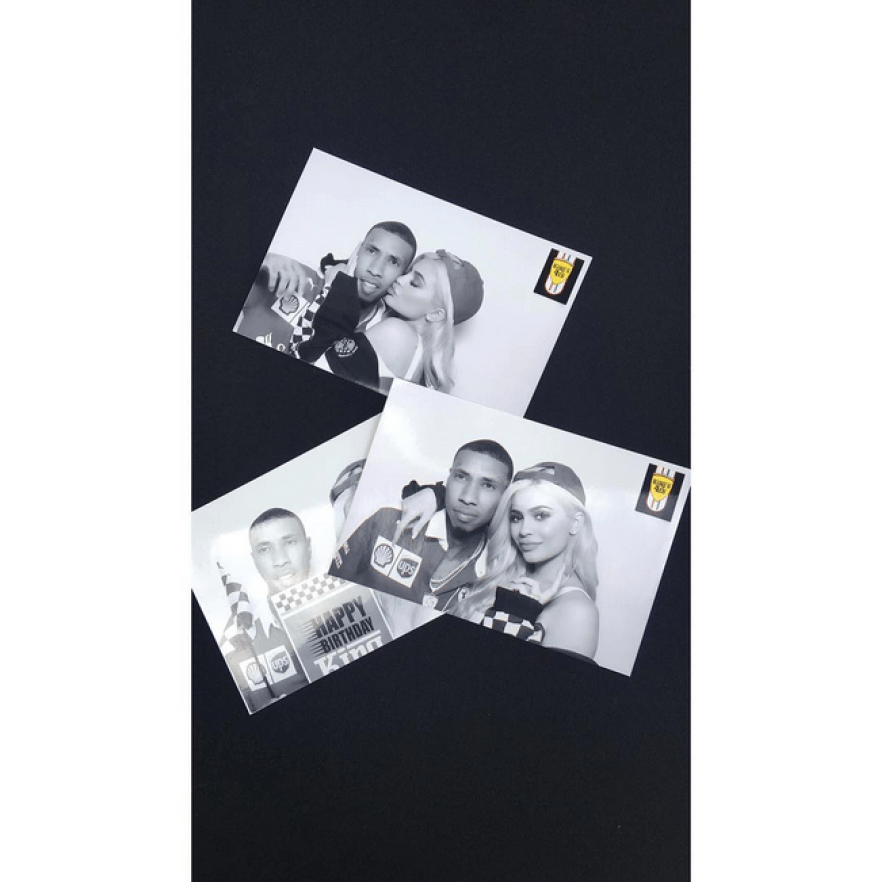Tyga und Kylie Jenner posierten in der Foto-Box.