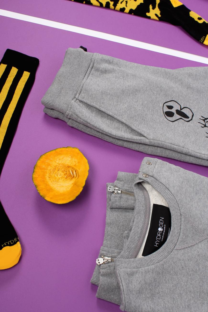 Für einen Halloween-Abend auf der Couch: Sweathose von Hydrogen, knapp 125 Euro - HIER shoppen.