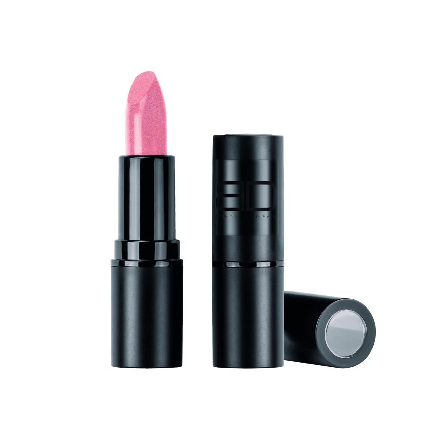 Lippenstift von Beni Durrer, in „Hingabe“, ca. 19 Euro, unter durrer.de