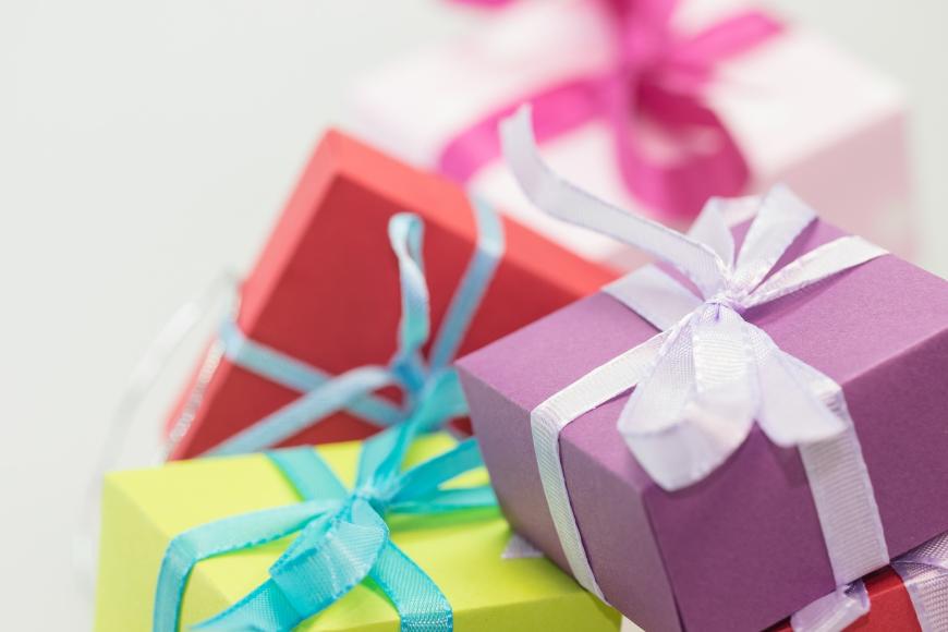 Die Zeit der Geschenke steht vor der Tür – Weihnachten ist nah.