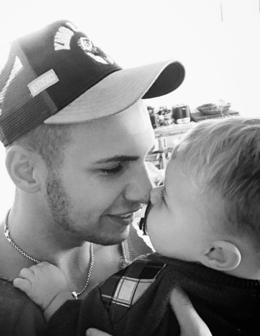 Pietro Lombardi zeigt allen, wie stolz er auf seinen Sohn Alessio ist.