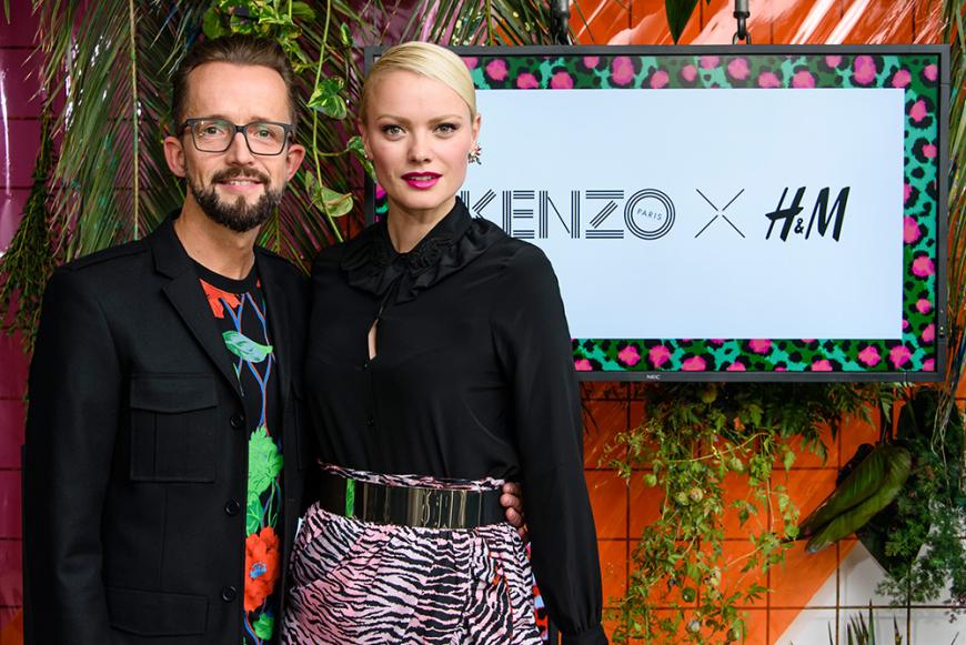 H&M Deutschland Chef Thorsten Mindermann mit Topmodel Franziska Knuppe
