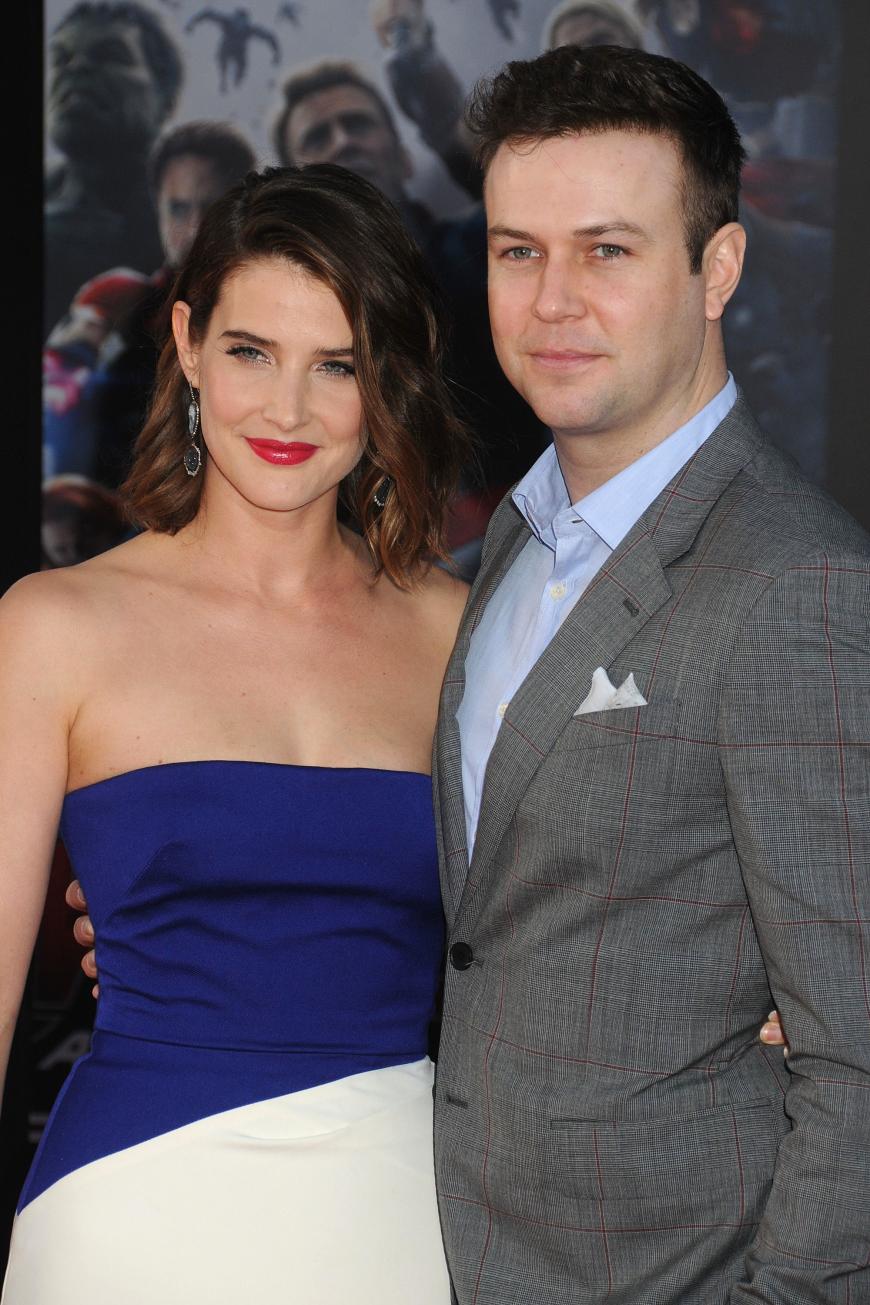 Cobie Smulders ist seit 2012 mit Schauspieler Taran Killam verheiratet. Das Paar hat zwei Töchter.
