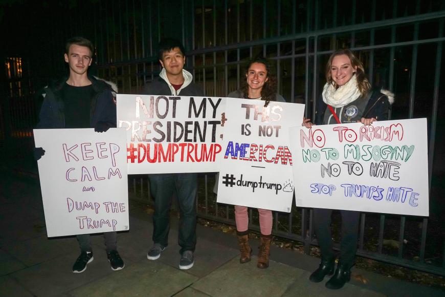 Ebenfalls in Europa - hier London - wird gegen Donald Trump protestiert.