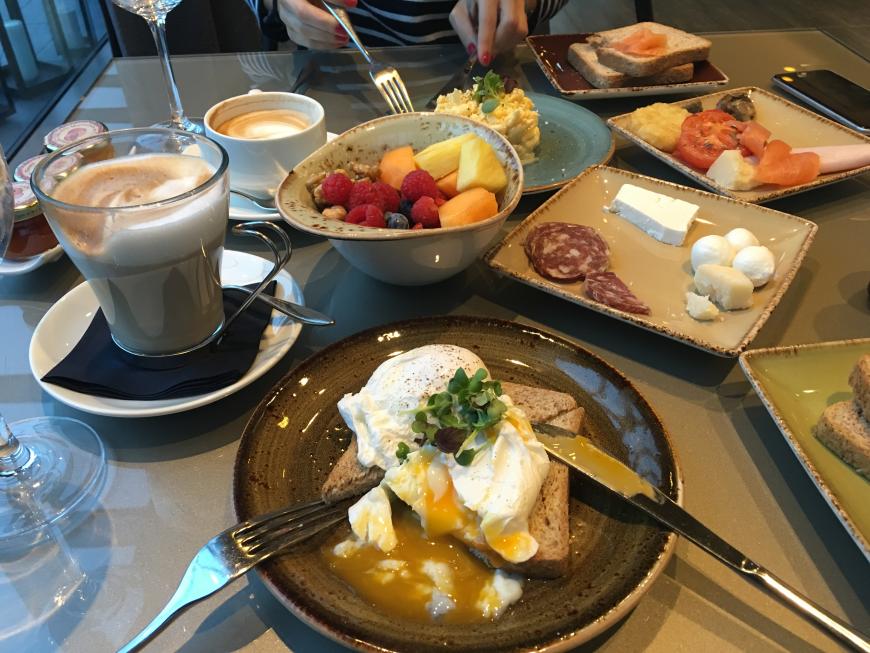 Buongiorno! Im ME Milan hab ich mir schon morgens den Bauch mit ganz vielen Leckereien vollgeschlagen.