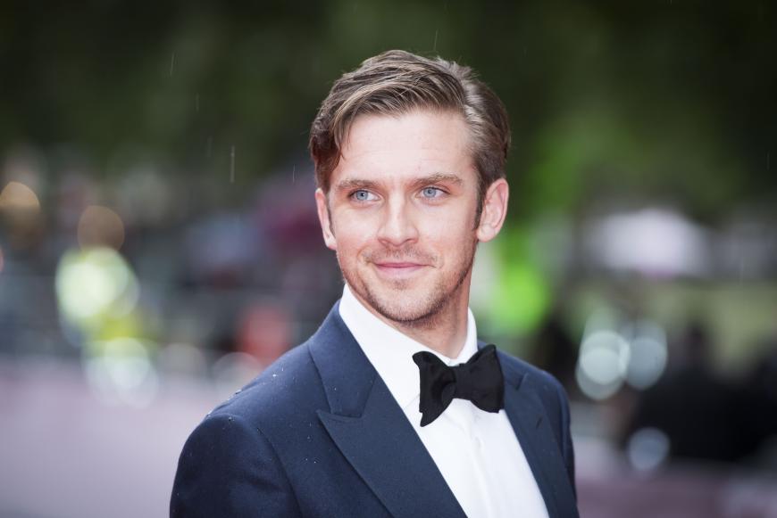 Von wegen Biest: So sieht Dan Stevens ohne seine Verkleidung aus.