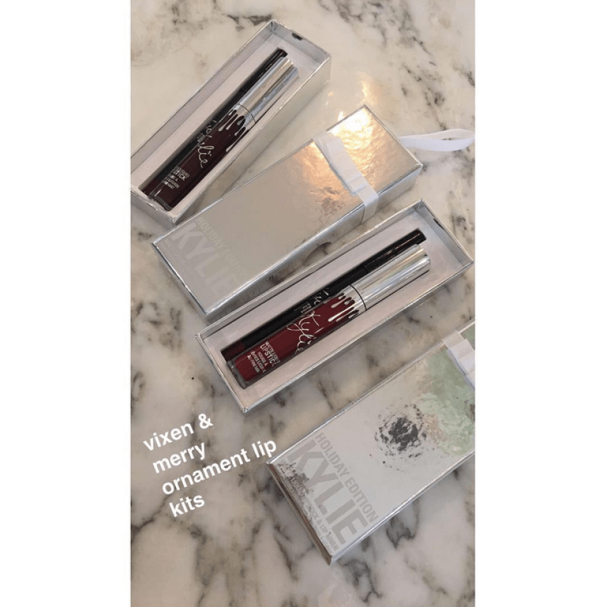 Die Lipsticks gibt es in den Farben