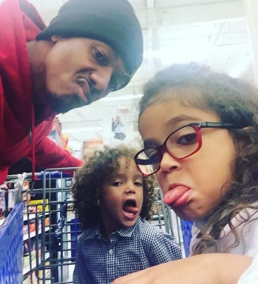 Nick Cannon hat aus seiner Ehe mit Carey bereits die Zwillinge Monroe (re.) und Moroccan.