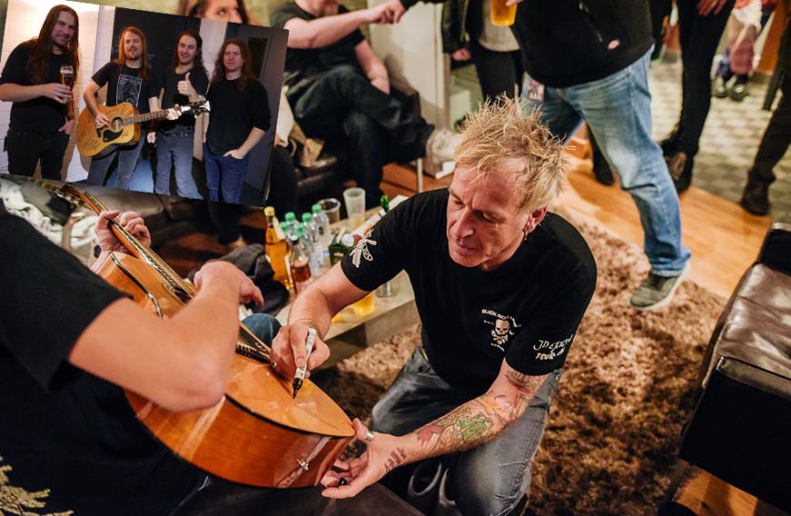 In Extremo & Airbourne
Signierte Gitarre
Ersteigere eine „Epiphone Pro 1“-Akustikgitarre inklusive Gigbag, signiert von den Rock-Bands In Extremo und Airbourne!
Artikelnummer: 252640132547 HIER MITBIETEN
p.p1 {margin: 0.0px 0.0px 0.0px 0.0px; font: 8.5px Helvetica; color: #ffffff}
@page { margin: 2cm }
h4 { margin-top: 0.49cm; margin-bottom: 0.49cm; direction: ltr; text-align: left; orphans: 2; widows: 2; page-break-after: auto }
h4.western { font-family: