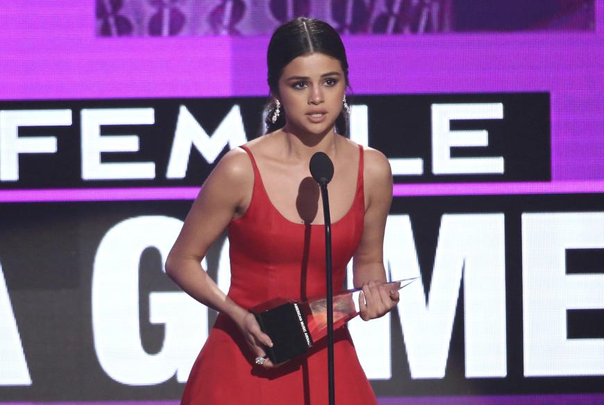 Selena Gomez bedankte sich während ihrer "AMAs"-Rede vor allem bei ihren loyalen Fans.