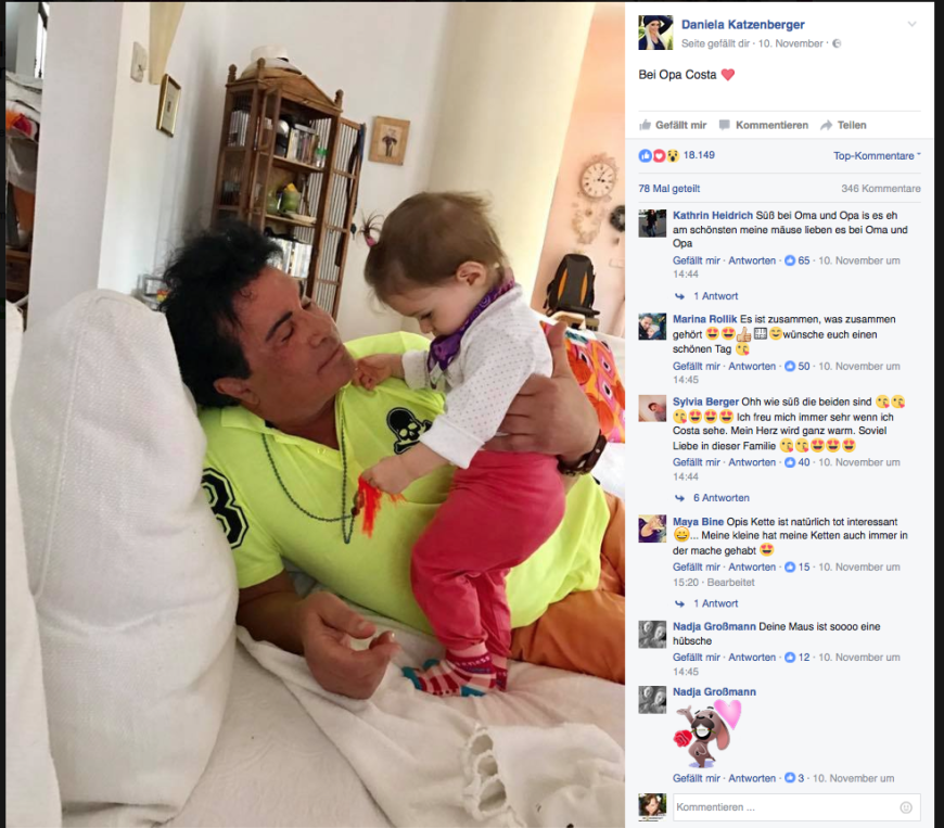 p.p1 {margin: 0.0px 0.0px 0.0px 0.0px; font: 8.5px Helvetica}
OPA COSTA liest seiner kleinen Prinzessin jeden Wunsch von den Augen ab.