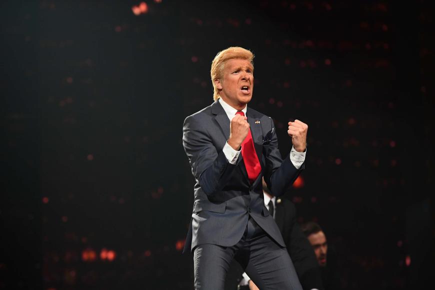 Schon in den letzten Sendungen setzte Oliver Pocher bei seinen Performances auf eine Menge Comedy. Hier in der ersten Show als Donald Trump.