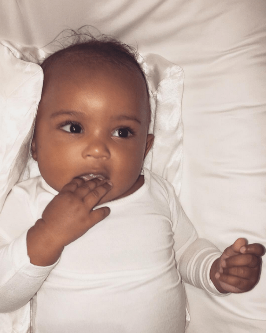 Am 5. Dezember 2015 erblickte Saint West das Licht der Welt - das erste Baby-Bild ließ lange auf sich warten.