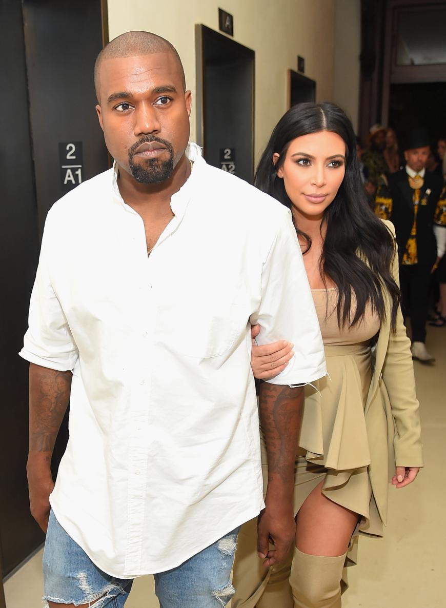 Kanye West und Kim Kardashian sollen mit einer Ehe-Krise kämpfen.