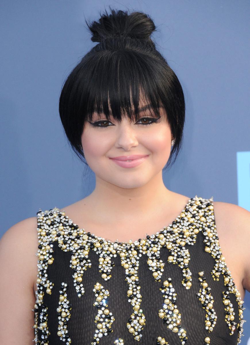 Ariel Winter geht mit ihrer neuen Frisur glatt als Kendall Jenners Schwester durch.