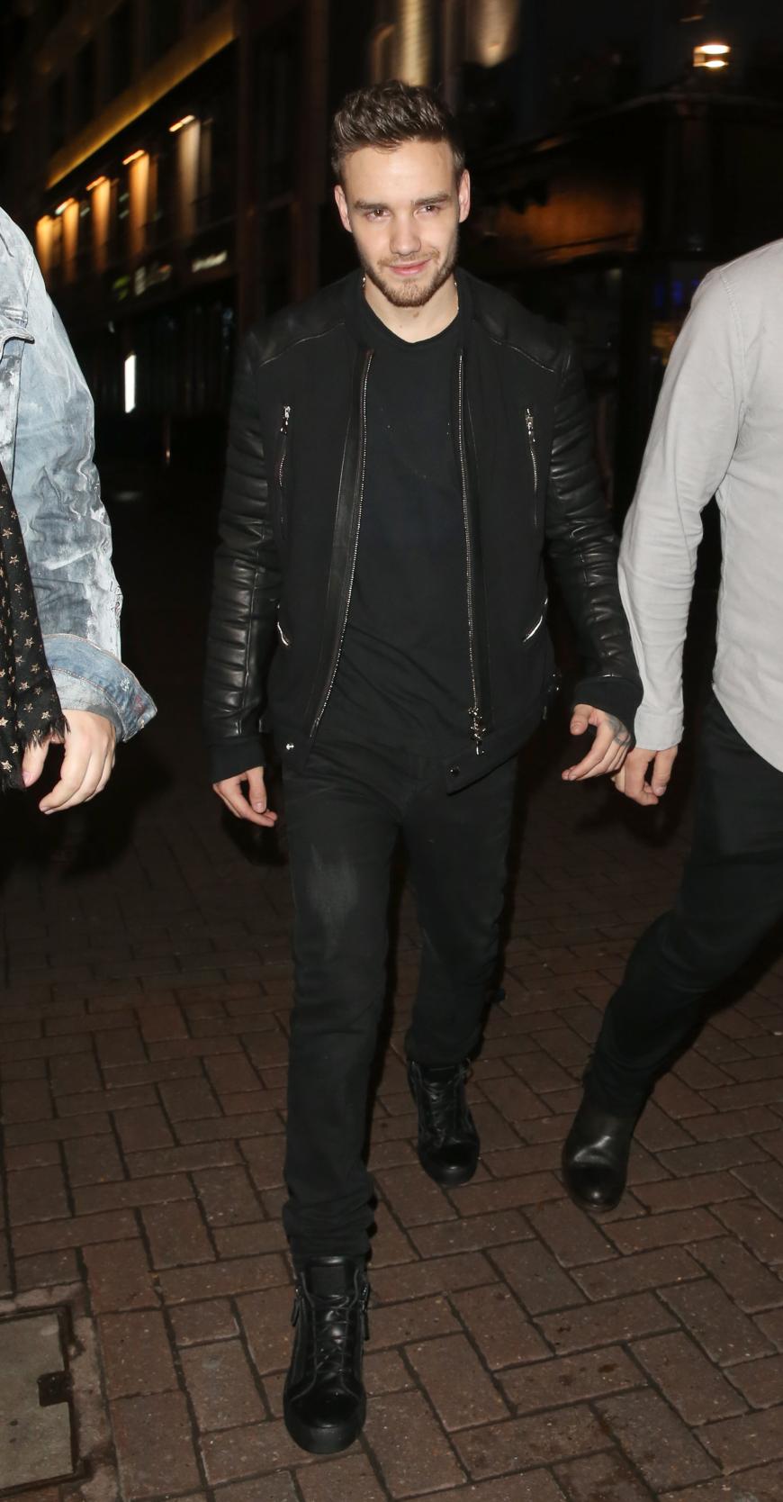 Auch One-Direction-Kollege Liam Payne feierte mit Louis Tomlinson das Leben seiner verstorbenen Mutter.