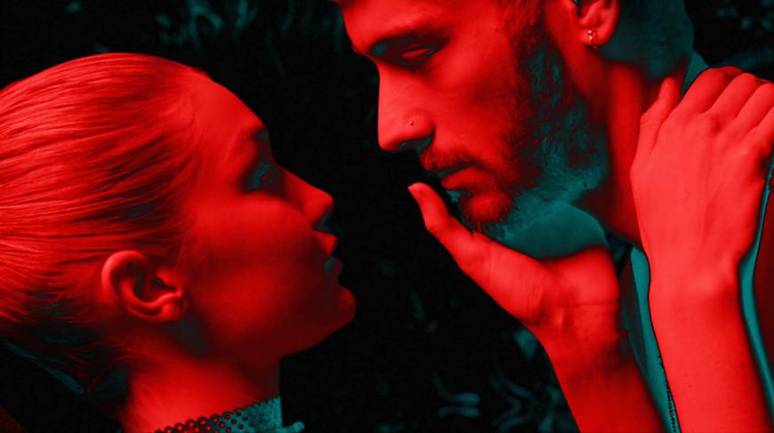 In dem Musikvideo kommen sich Zayn und Gigi sehr nahe ...