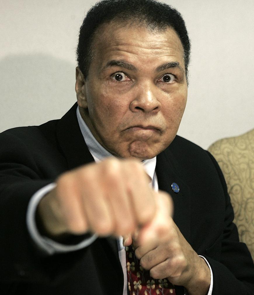 Seiner Parkinson-Erkrankung bot Boxlegende Muhammad Ali 32 Jahre lang die Stirn. Anfang Juni 2016 wurde der US-Sportler wegen Atembeschwerden ins Krankenhaus eingeliefert. Ali wurde 74 Jahre alt.