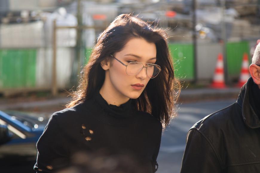 Bella Hadid hat einen riesigen Pelz-Shitstorm ausgelöst.